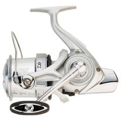 Daiwa Emblem 35 CW 4000 QD Surf Olta Makinesi