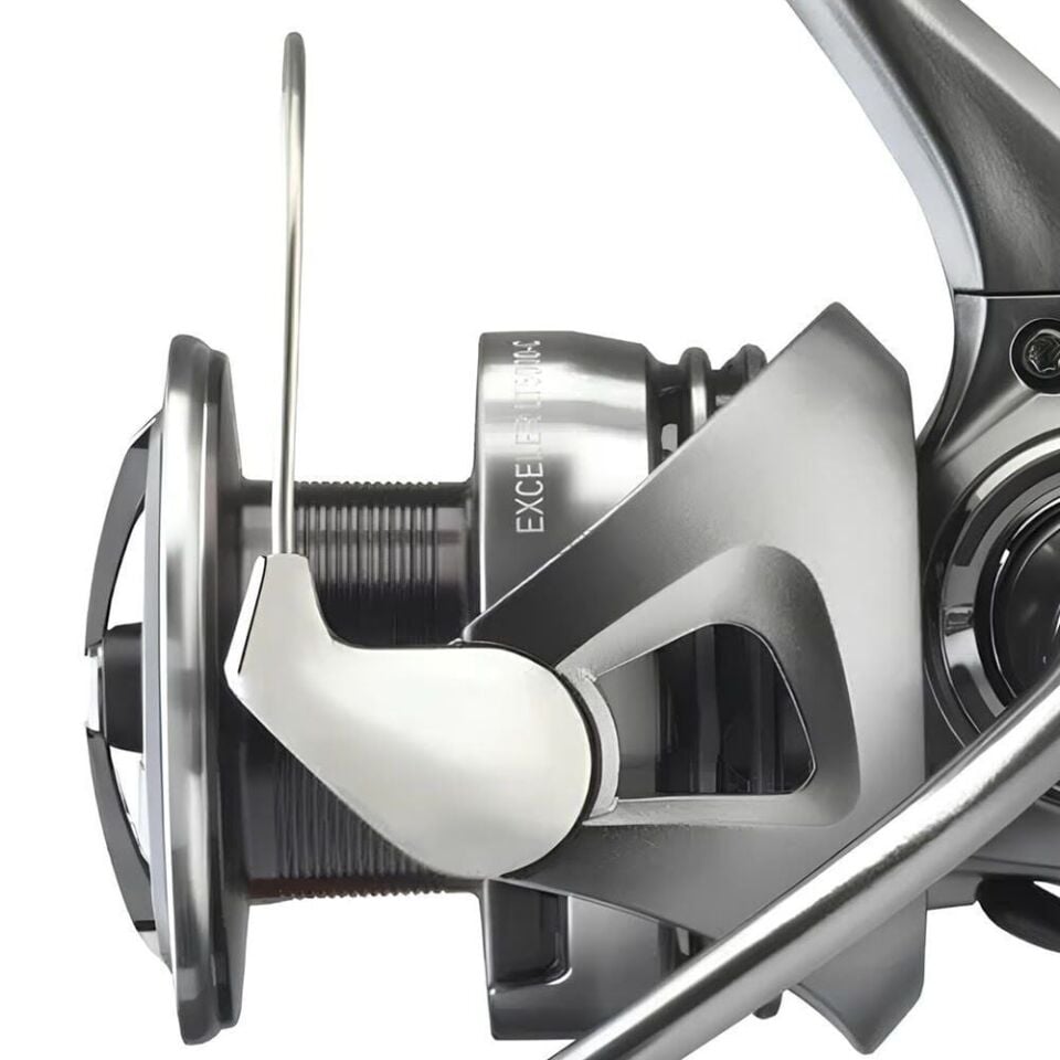 Daiwa Exceler 23 LT 3000 C Spin Olta Makinesi
